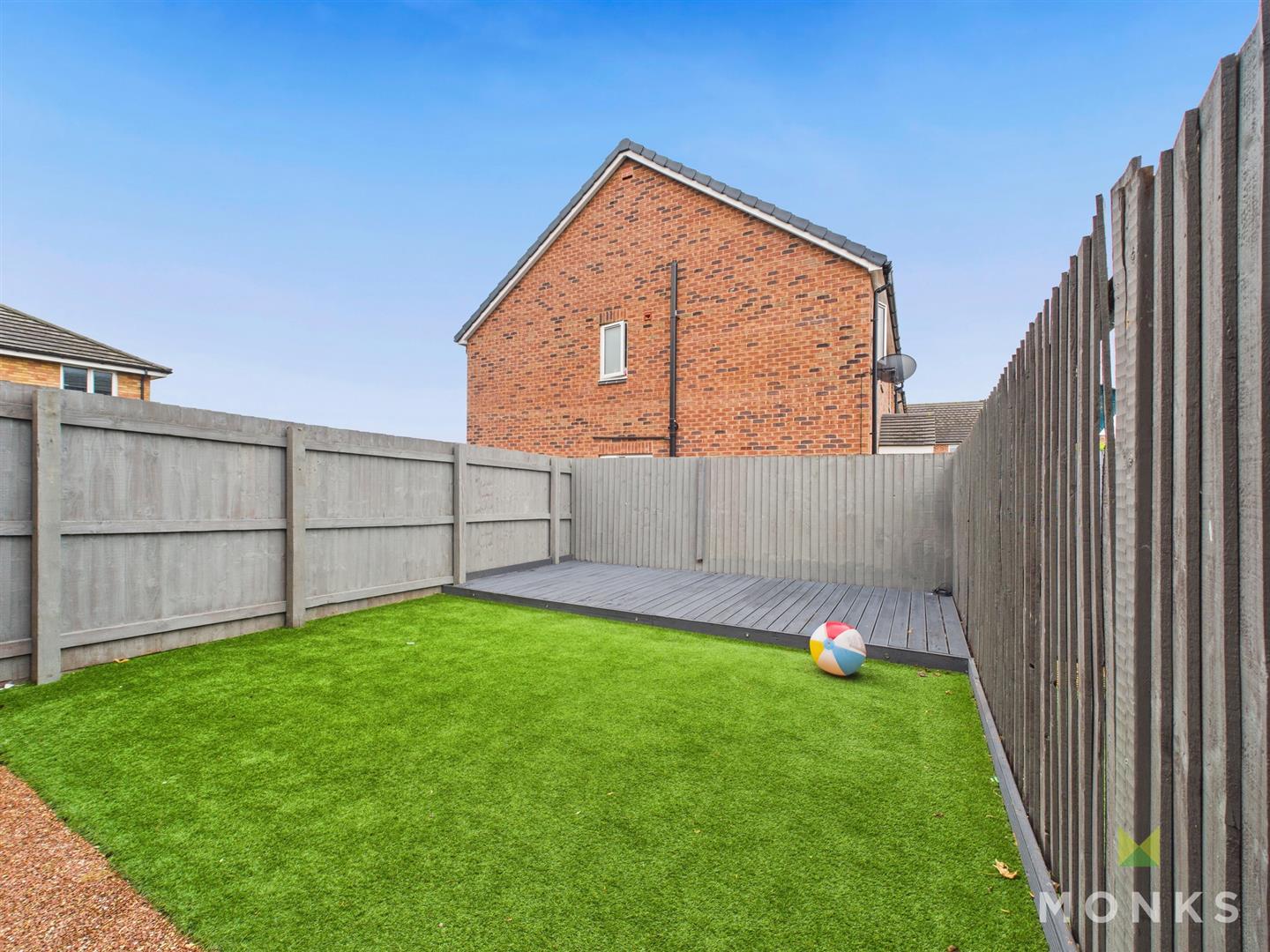 10 Harvey Gardens, Shrewsbury, SY2 5TG SSTC